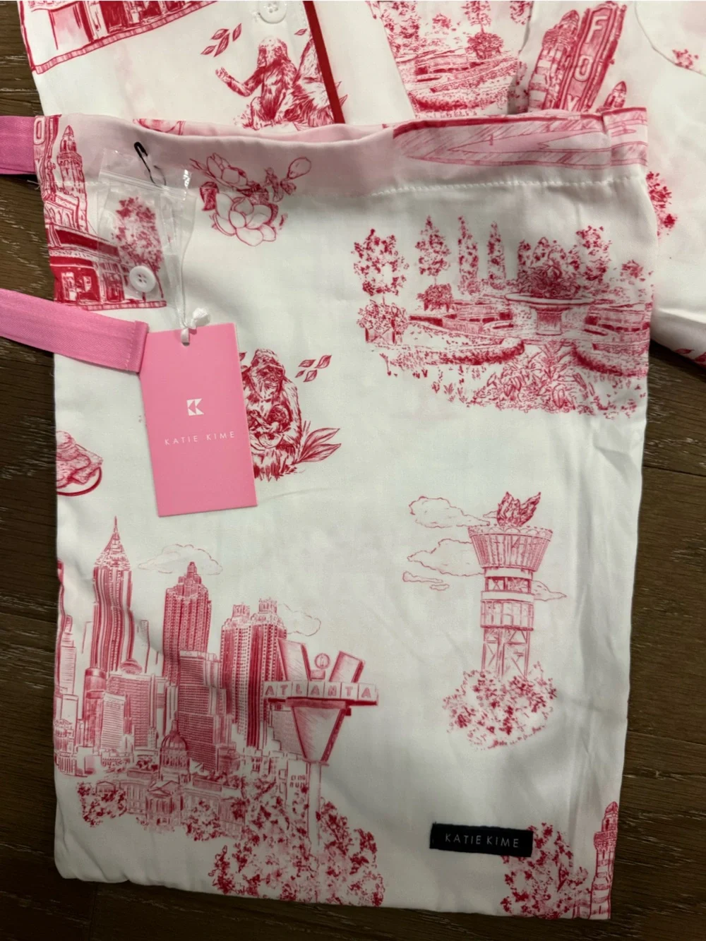 Atlanta Toile Women's Pajama Pants Set - Stylish Comfort for Home and Sleep - Picture 5 of 16